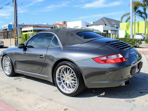 Used 2008 Porsche 911 Cabriolet image 28