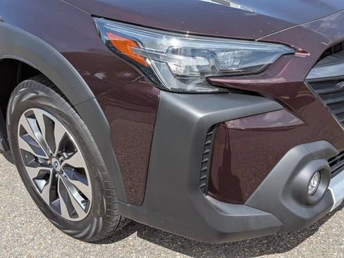 Used 2023 Subaru Outback Limited XT AWD/4WD image 2