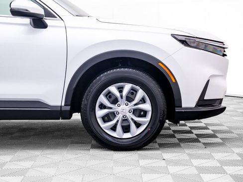 Used 2023 Honda CR-V LX image 32