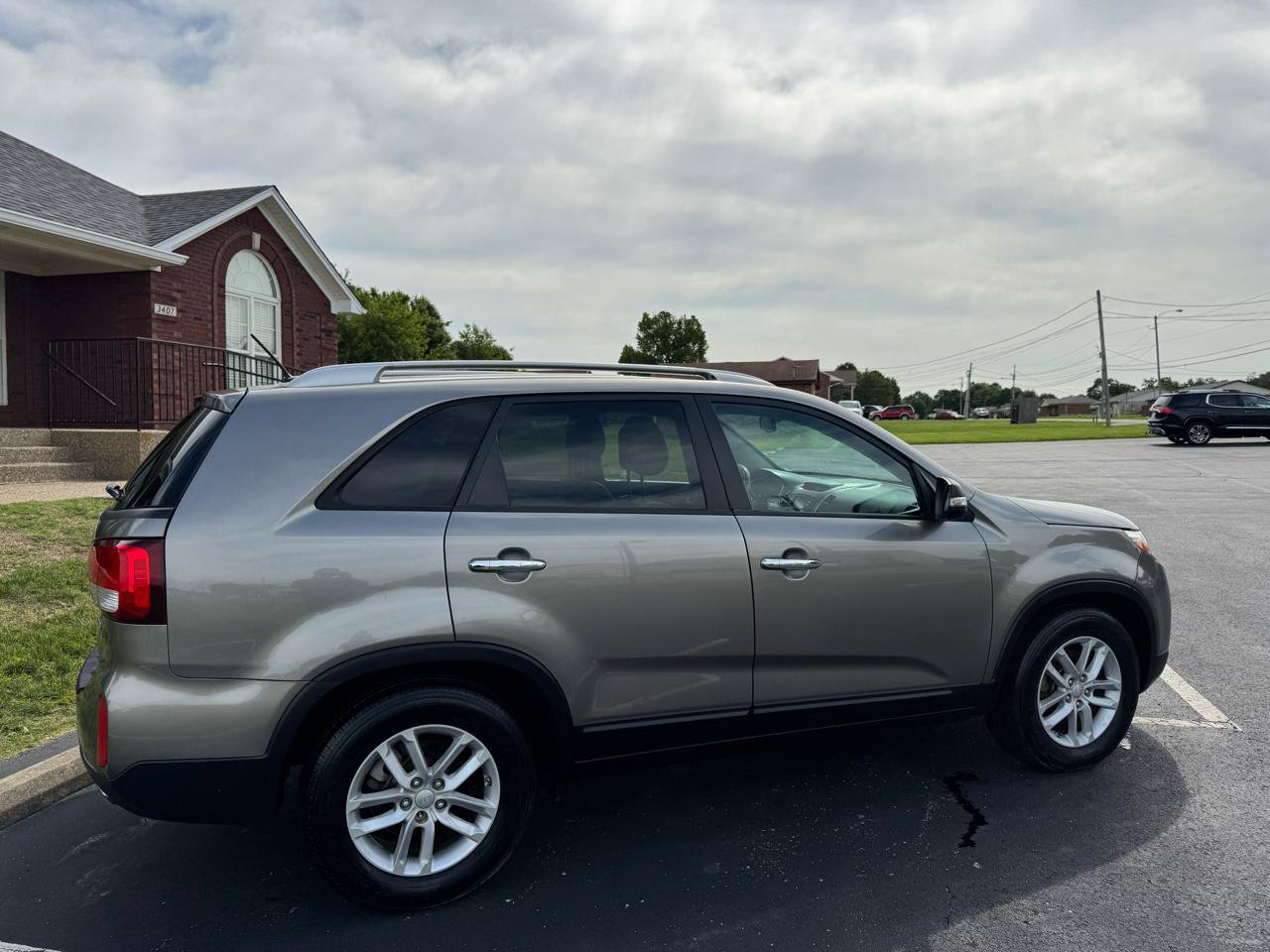 Used 2015 Kia Sorento LX FWD image 9