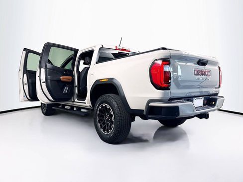 Used 2026 GMC Canyon AT4 AWD/4WD image 38
