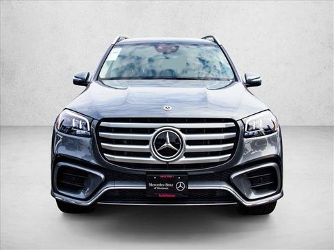 Certified 2026 Mercedes-Benz GLS 450 4MATIC image 2