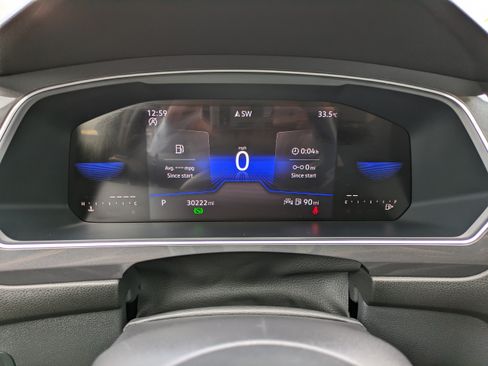 Certified 2023 Volkswagen Tiguan SE FWD image 27