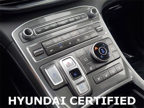 Certified 2023 Hyundai Santa Fe Limited image 19