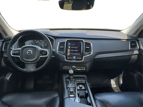 Used 2020 Volvo XC90 T6 Momentum w/ Protection Package Premier AWD/4WD image 37