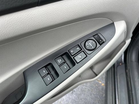 Used 2020 Hyundai Tucson SE w/ Cargo Package AWD/4WD image 19