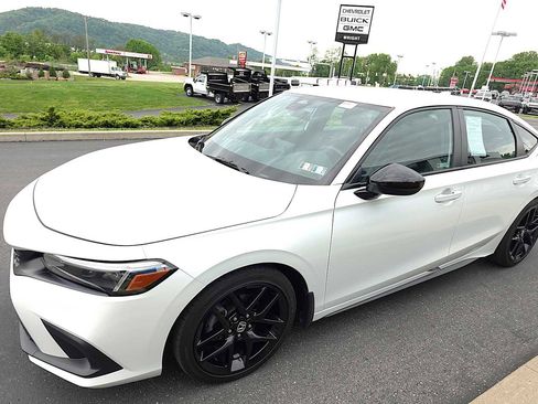 Used 2024 Honda Civic Sport image 6