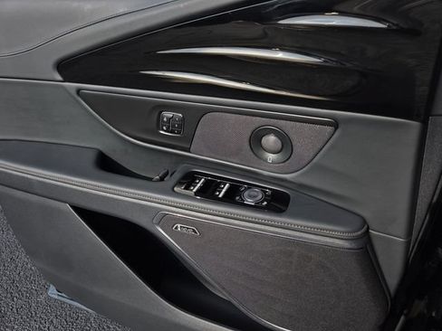 New 2026 Lincoln Nautilus Reserve AWD/4WD image 15