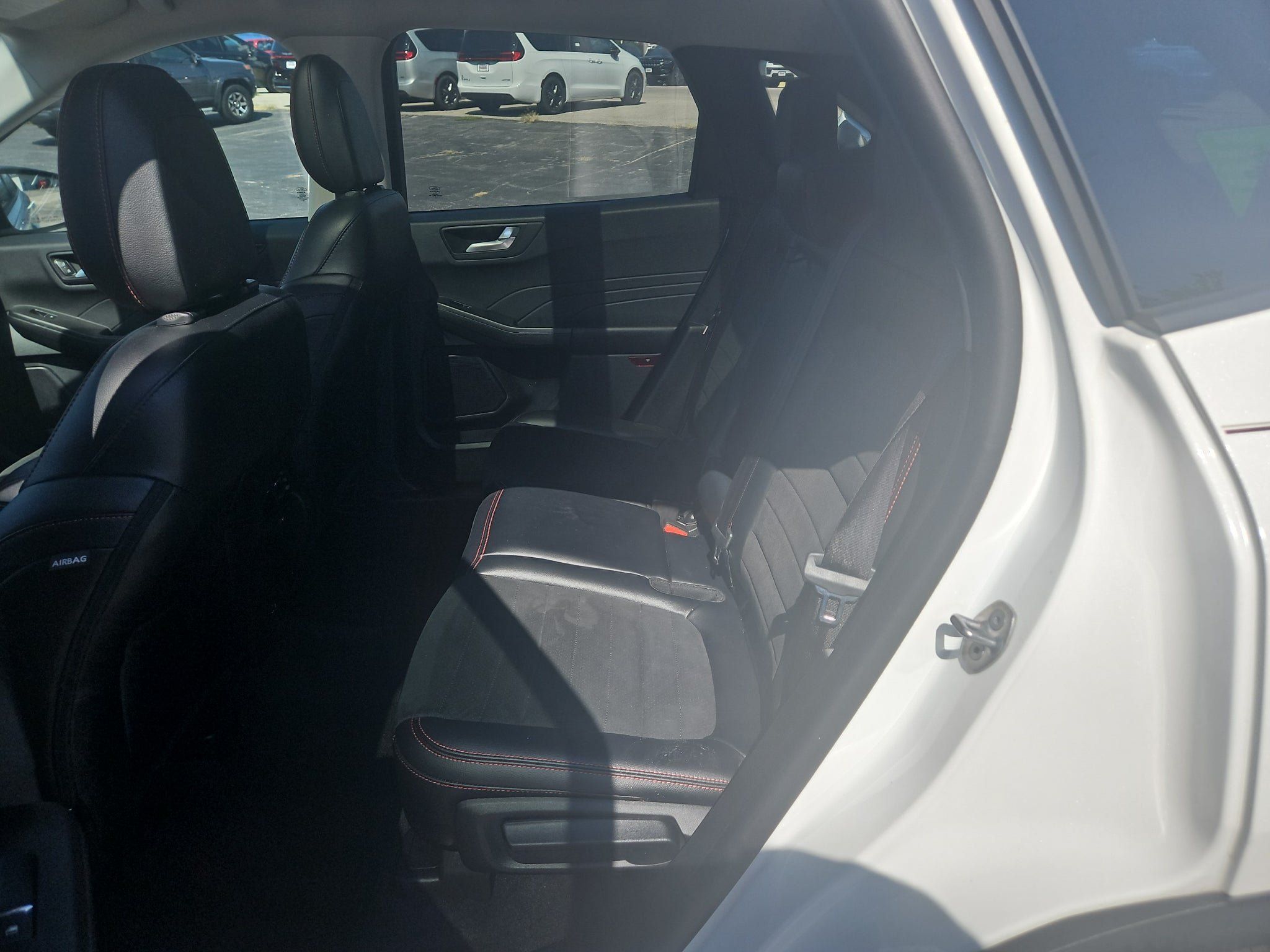 Used 2022 Ford Escape SEL w/ SEL Stealth AWD Package image 6
