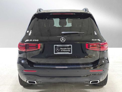 New 2026 Mercedes-Benz GLB 250 4MATIC image 4