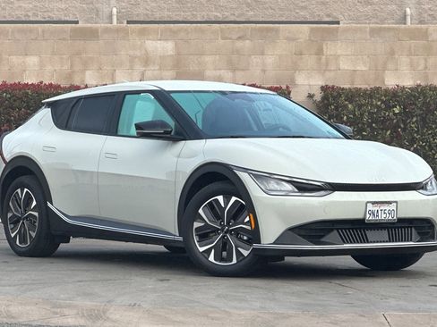 Used 2024 Kia EV6 Light image 2