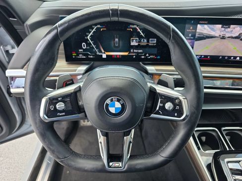 Used 2024 BMW 760i xDrive w/ Executive Package AWD/4WD image 16