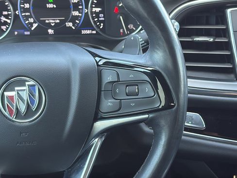 Used 2022 Buick Enclave Avenir image 21