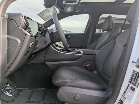 Used 2026 Mercedes-Benz GLC 300 4MATIC image 17