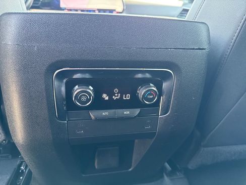 Certified 2025 Chevrolet Tahoe Z71 AWD/4WD image 35