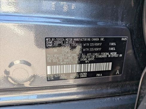Used 2025 Toyota RAV4 XLE FWD image 30