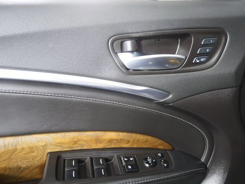 Used 2020 Acura MDX SH-AWD w/ Advance Package image 8