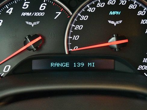 Used 2008 Chevrolet Corvette Coupe w/ Preferred Equipment Group RWD image 36