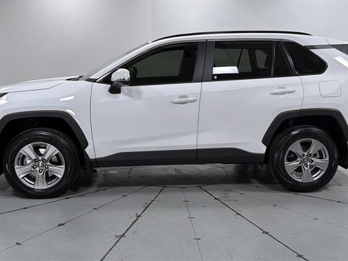 Used 2025 Toyota RAV4 XLE w/ Convenience Package image 8
