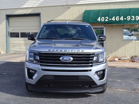 Used 2020 Ford Expedition Limited w/ Equipment Group 303A image 2