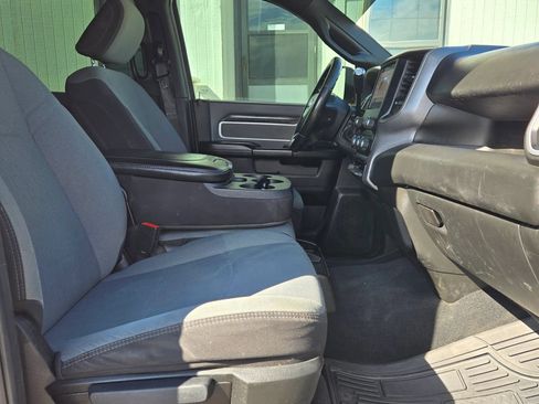 Used 2022 RAM 2500 Big Horn AWD/4WD image 12