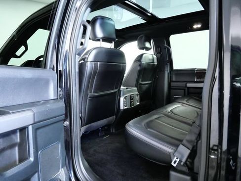 Used 2016 Ford F150 Platinum w/ Equipment Group 701A Luxury AWD/4WD image 15