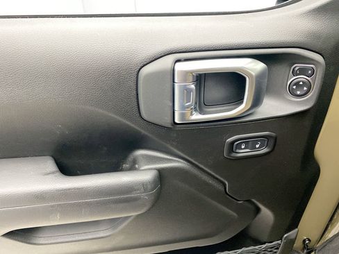 New 2026 Jeep Gladiator Sport image 11