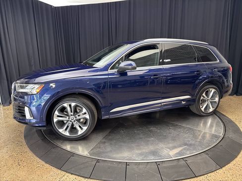 Used 2023 Audi Q7 3.0T Premium Plus w/ Premium Plus Package AWD/4WD image 3