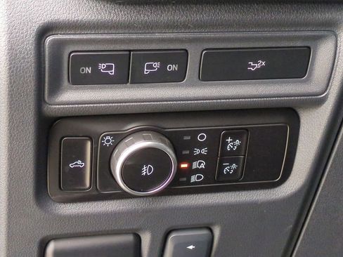 Used 2023 Ford F150 XLT w/ Equipment Group 302A High image 19