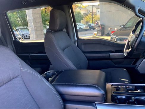 Used 2022 Ford F150 XLT w/ Equipment Group 302A High image 9