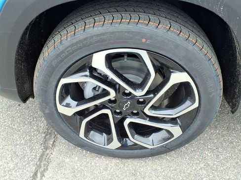 New 2026 Chevrolet Trax RS FWD image 9