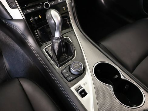 Used 2015 INFINITI Q50 Premium w/ Navigation Package image 9
