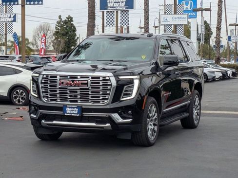 Used 2025 GMC Yukon Denali image 3