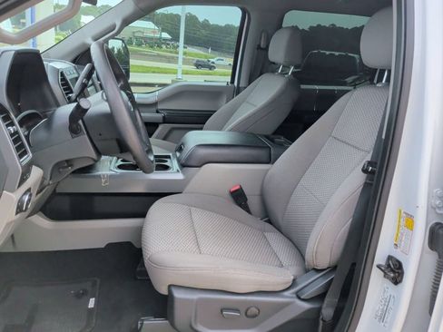 Certified 2022 Ford F350 XLT w/ XLT Premium Package AWD/4WD image 9