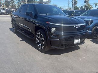 Used 2024 Chevrolet Silverado EV RST AWD/4WD video 1