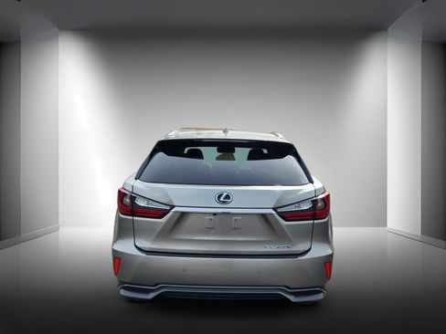 Used 2017 Lexus RX 450h AWD image 6