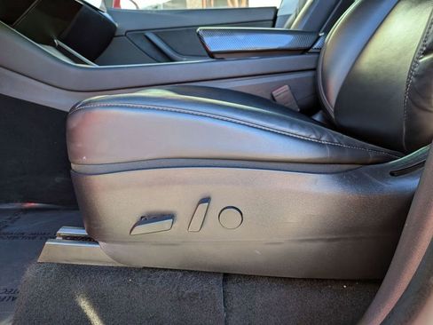 Used 2020 Tesla Model Y Performance image 16