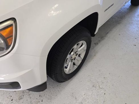 Used 2020 Chevrolet Colorado LT RWD image 9