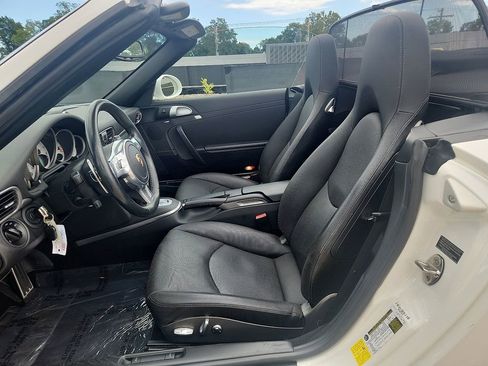 Used 2012 Porsche 911 Carrera 4S image 5