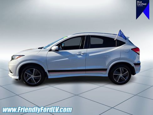 Used 2019 Honda HR-V Touring image 3