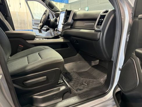 Used 2025 RAM 1500 Big Horn AWD/4WD image 18