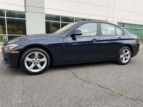Used 2014 BMW 328i xDrive Sedan AWD/4WD image 4