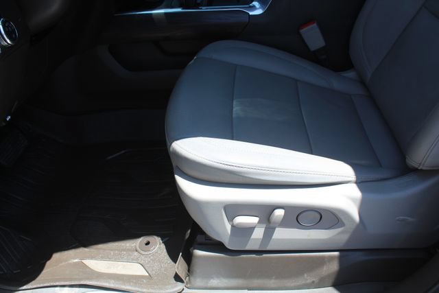Used 2025 GMC Sierra 1500 SLT AWD/4WD image 37