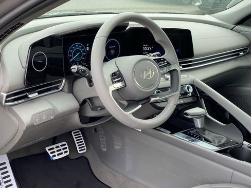 New 2026 Hyundai Elantra Sport FWD image 10