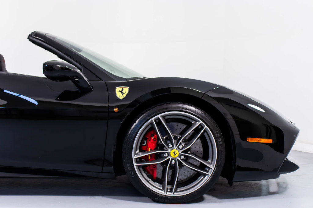 Certified 2017 Ferrari 488 Spider RWD image 17
