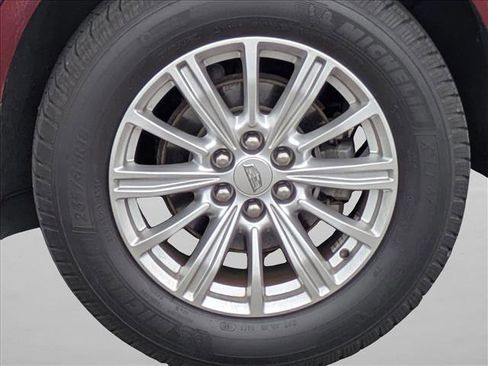 Used 2017 Cadillac XT5 FWD image 15