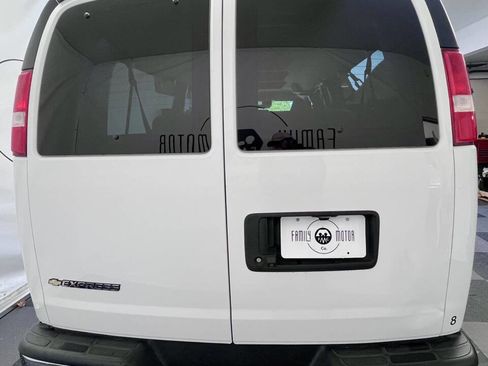 Used 2019 Chevrolet Express 3500 LT w/ LT Preferred Equipment Group image 3