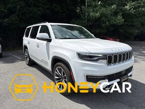 Used 2022 Jeep Wagoneer Series III w/ Premium Group I AWD/4WD image 1