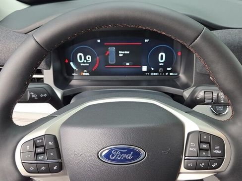 New 2026 Ford Explorer Active w/ Active Comfort Package AWD/4WD image 23