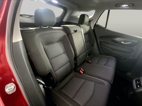 Used 2024 GMC Terrain SLE w/ Driver Convenience Package FWD image 20